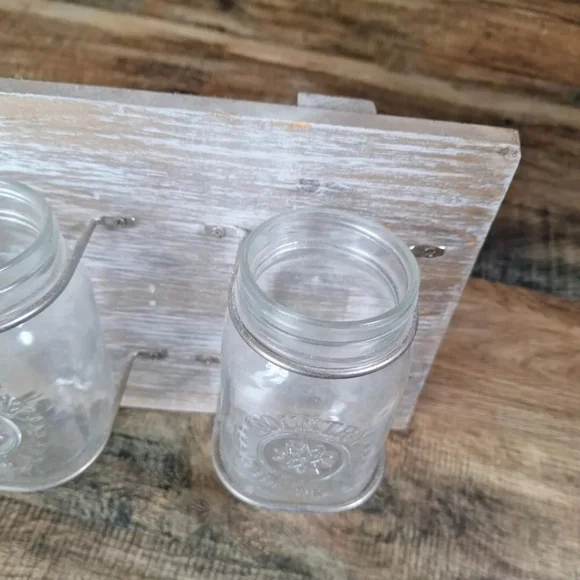 Mason Jar Farmhouse Wall Hanging - Picture 3 of 5